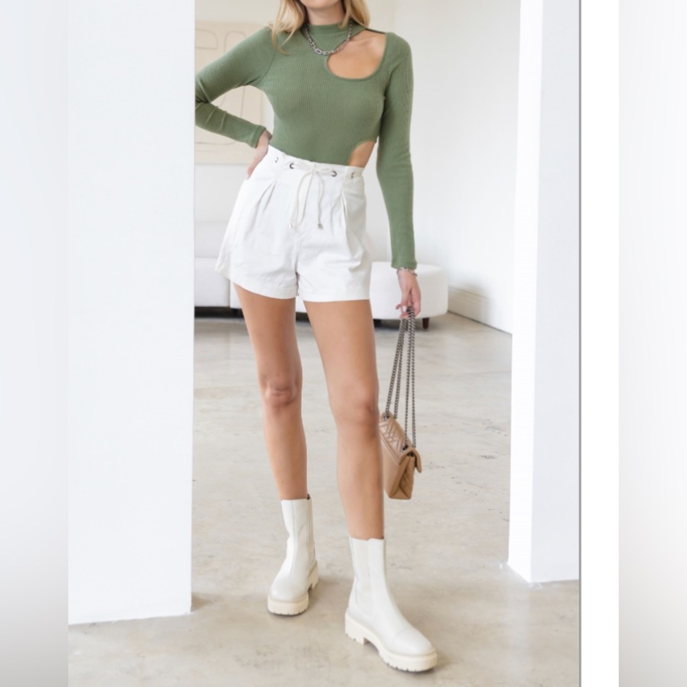 NWT Le Lis Cute Olive Ribbed Mock Neck cut out long sleeve stretchy bodysuit Y2K - Picture 4 of 10